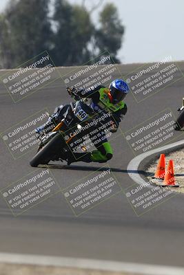 media/Nov-01-2025-TrackDaz (Sat) [[2b4d5192bc]]/C Group/1240pm (Turn 2 Outside)/